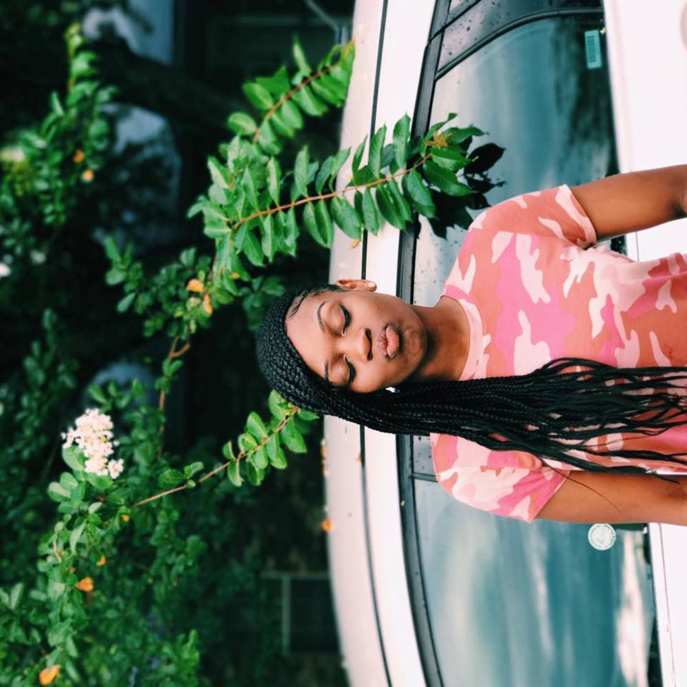 Meet your Posher, Kayla